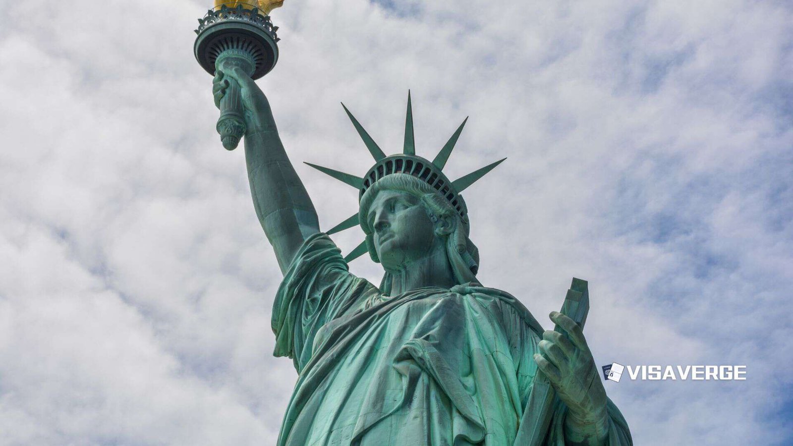 Texas Republican Moves to Repeal Diversity Visa Lottery via H.R. 10896
