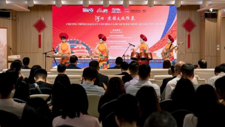 Hanoi, Guangxi, and Beijing promote tourism linkages and cultural exchanges. - Vietnam.vn