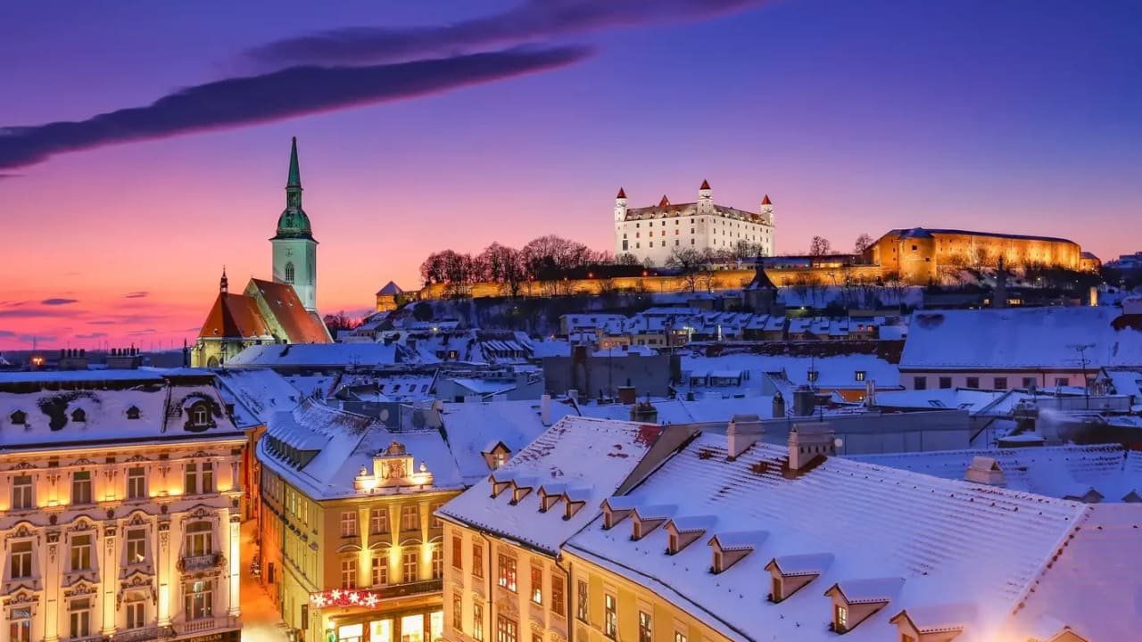 Summer surprise: Israeli tourism to Slovakia jumps by 204% - The Jerusalem Post