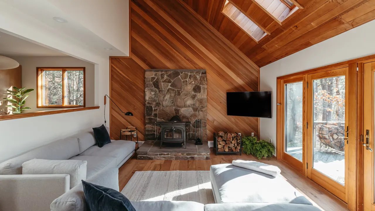 17 Stylish, Woodsy-Chic Catskills Airbnbs for Every Season