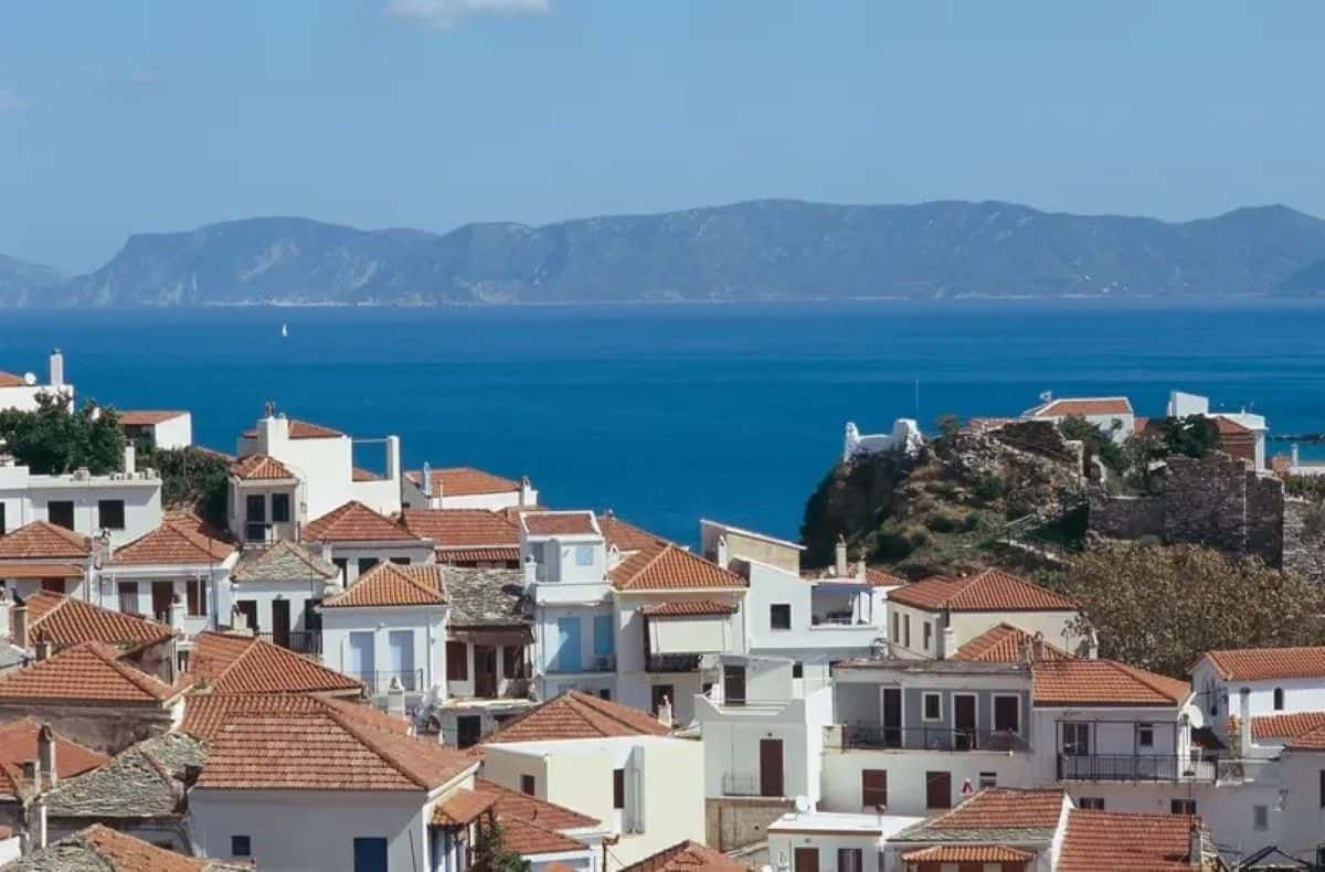 Greece Breaks Every Record With Billions In Revenue But Discovers Why Chasing Endless Growth Is No Longer Enough
