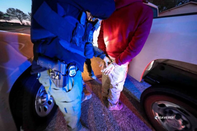 Report: 980,000 Deportations, 660,000 People, Short of 1 Million Goal