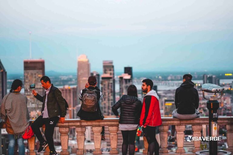 Indian Green-Card Holders Face Slowing US Citizenship Approvals as USCIS Backlog Grows