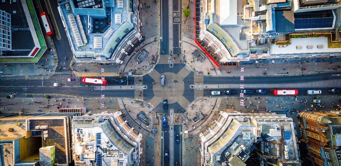 Will Oxford Street’s pedestrianisation deliver a hospitality resurgence? - The Caterer