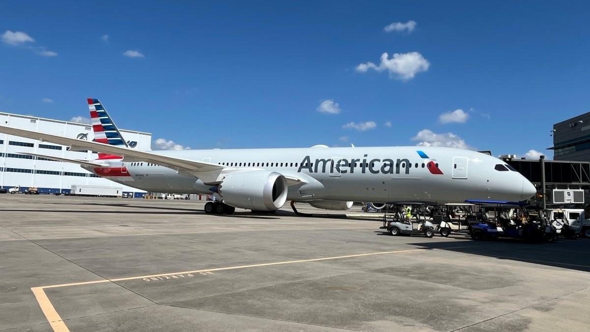US vs EU Airline Downgrade Refunds: How Passenger Rights & Compensation Differ Across Flight Routes