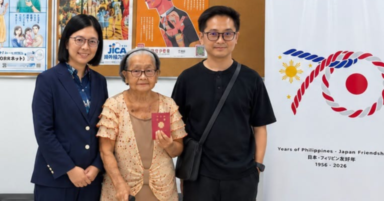 Japan issues passport to 90-year-old Japanese descendant in Philippines - The Filipino Times