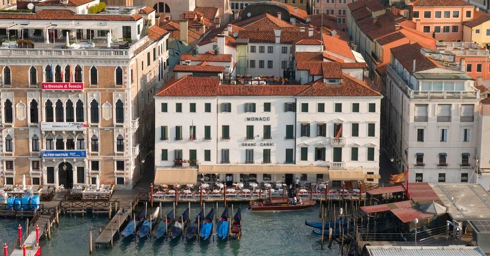 Massimo and Christian Benetton are investing in the hotel sector - Il Sole 24 ORE