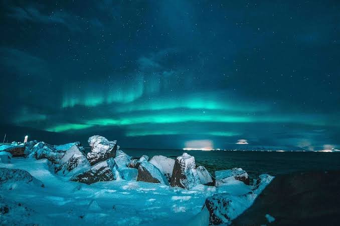 Indian winter travel bookings rise 23%, northern lights surge