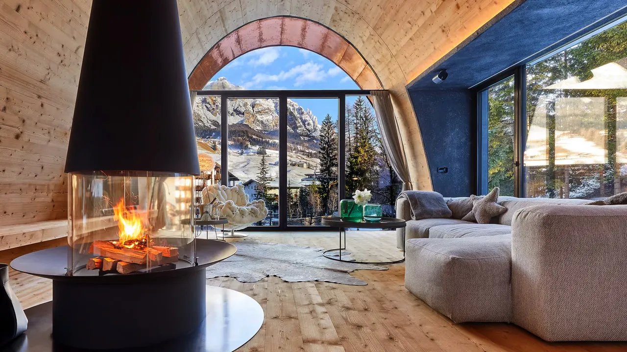 Planning a European Ski Trip? Let These 11 Airbnbs Guide You to the Right Mountain