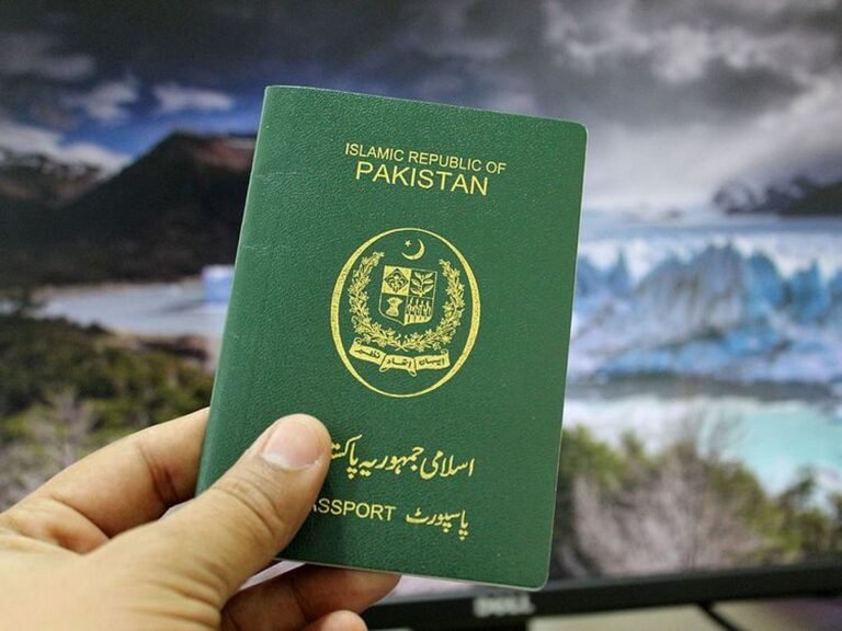 Pakistani expats in UAE: E-passport issuance begins, new fees and renewal rules explained - Gulf News