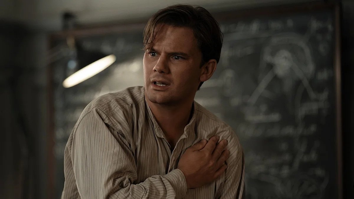 I’m Worried About What Time Travel Will Do To Henry’s Memory In Outlander: Blood Of My Blood, So I Asked About It - Yahoo