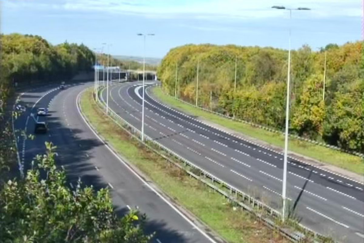 M2 closed in both directions after man fatally struck by vehicles near motorway services