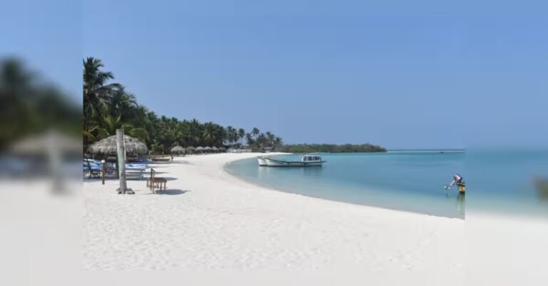 President promulgates tourism regulations for Lakshdweep