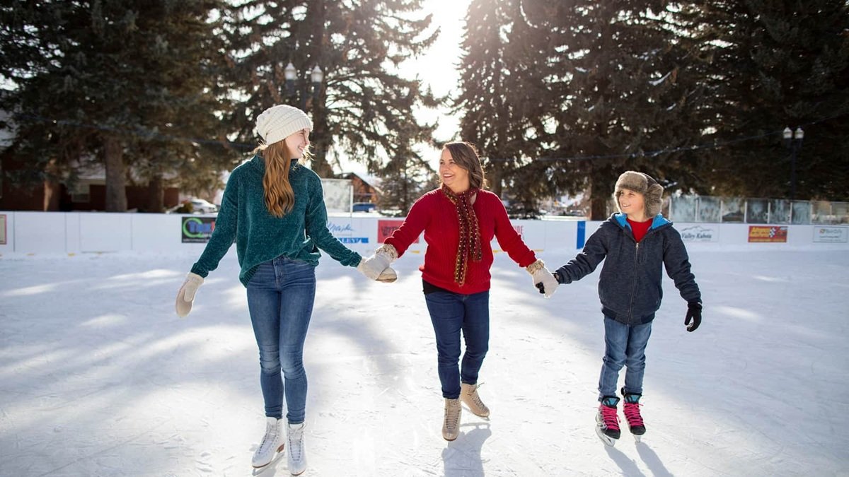 Utah Winter Holidays 2026 Pair Park City Ski Breaks with Christmas Events and More Than 10 Million Lights in Lehi