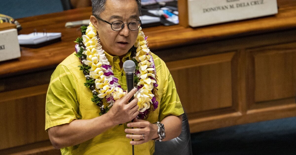 State senator proposes ways to get more visitor feedback from ag travel forms - Hawaii Public Radio